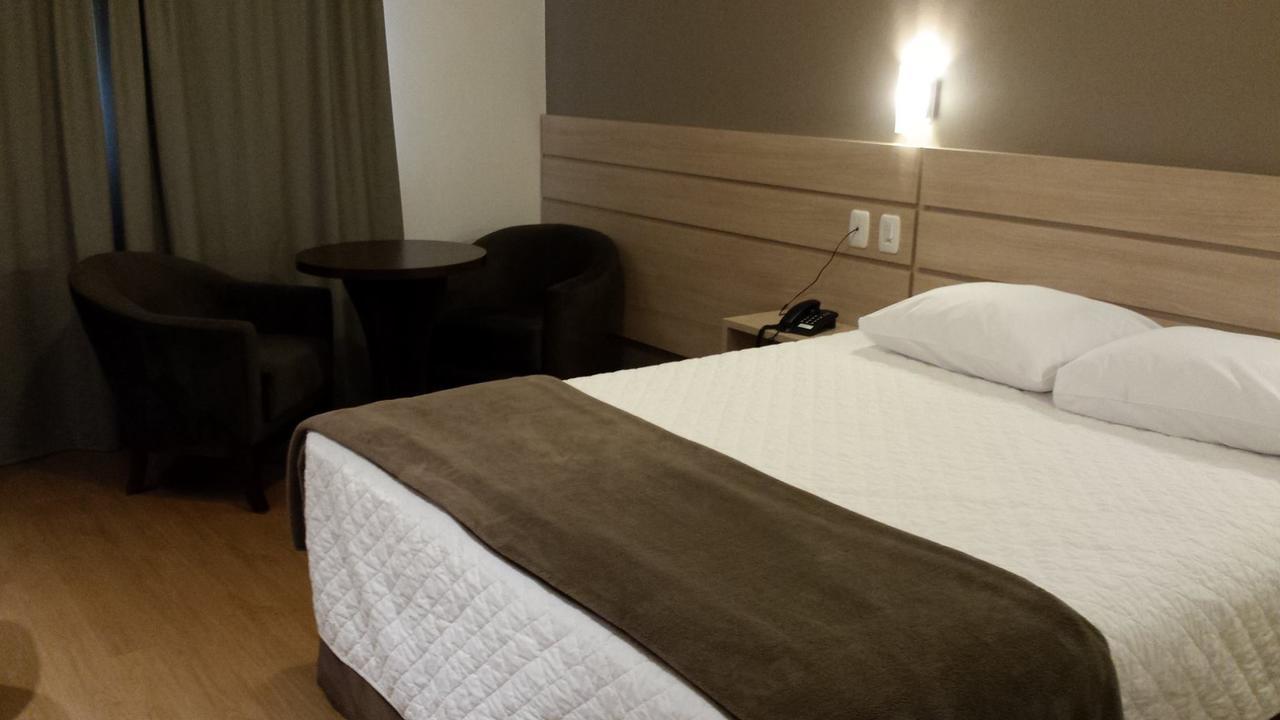 Executivos Hotel ครูซ อัลตา ภายนอก รูปภาพ