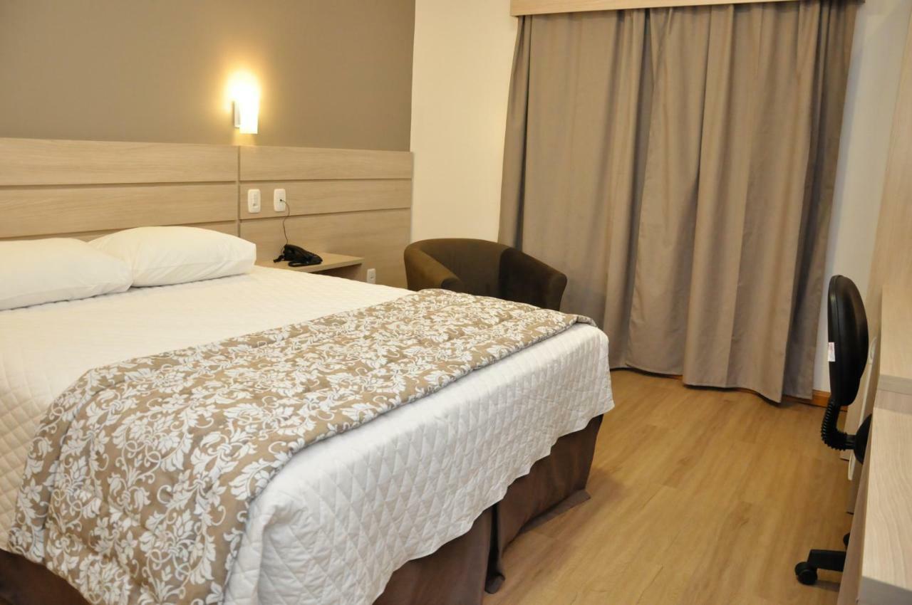 Executivos Hotel ครูซ อัลตา ภายนอก รูปภาพ