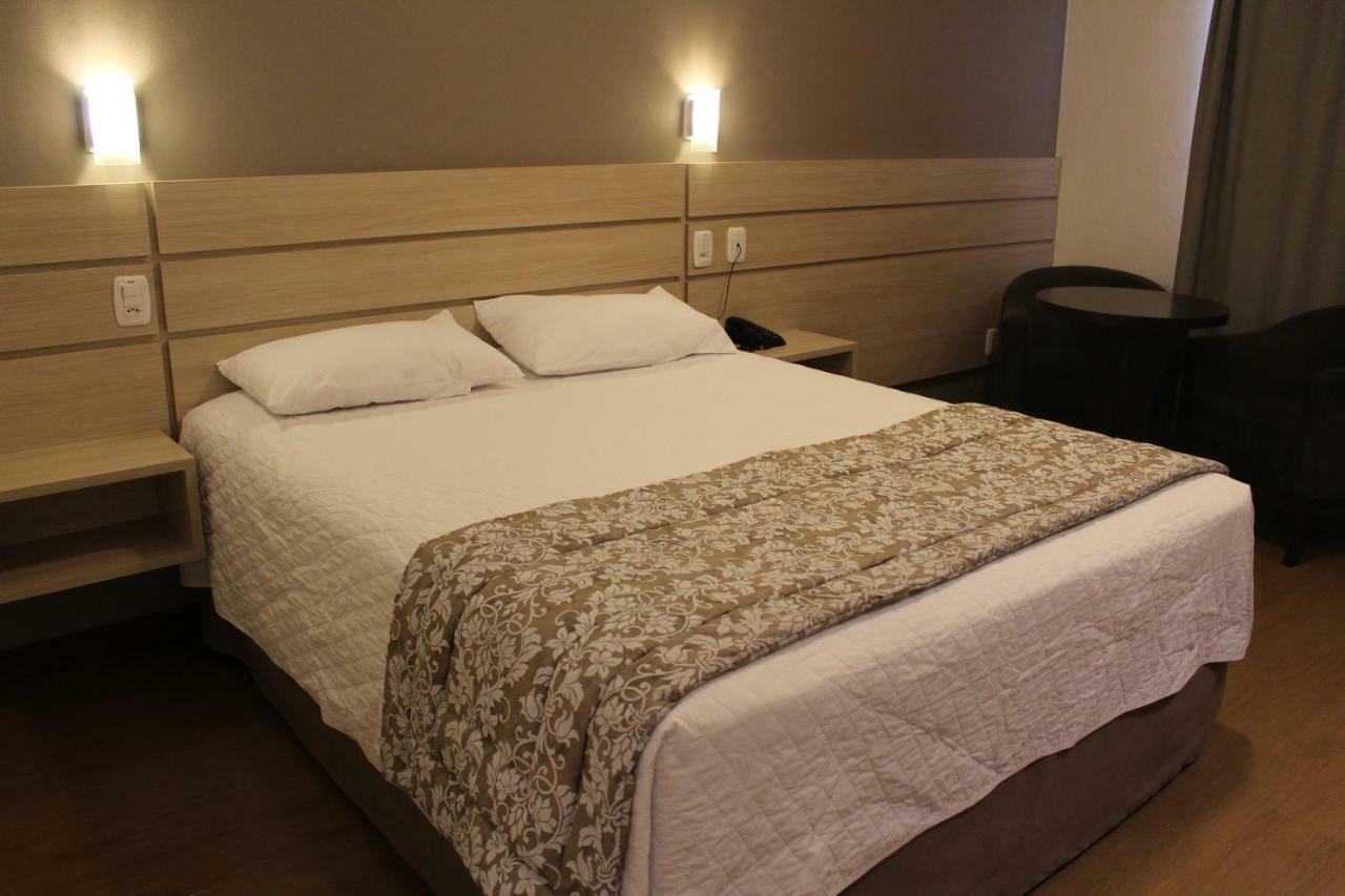 Executivos Hotel ครูซ อัลตา ภายนอก รูปภาพ