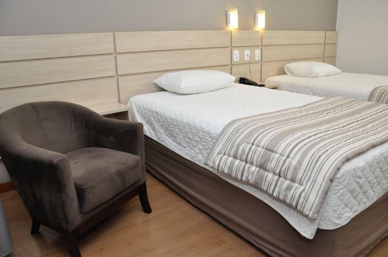 Executivos Hotel ครูซ อัลตา ภายนอก รูปภาพ