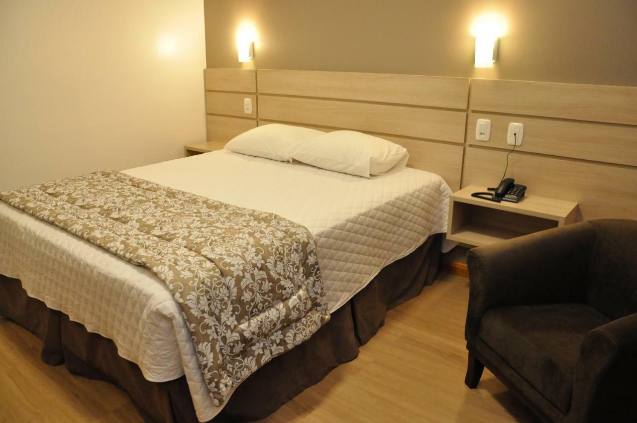 Executivos Hotel ครูซ อัลตา ภายนอก รูปภาพ