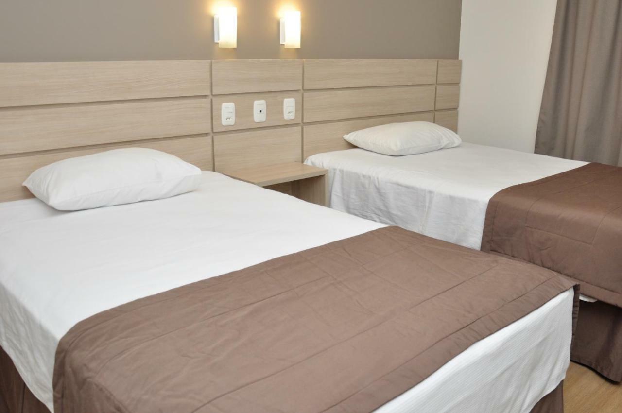 Executivos Hotel ครูซ อัลตา ภายนอก รูปภาพ